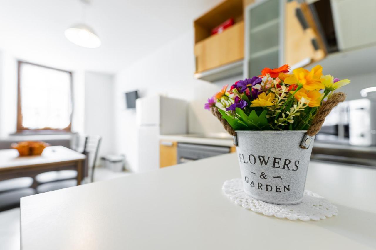 Aosta Centre Apartments - Croce Di Citta 88 Eksteriør billede